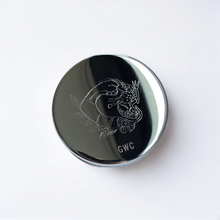 画像をギャラリービューアに読み込む, 'Panther' Custom Hand Etched Gas Cap