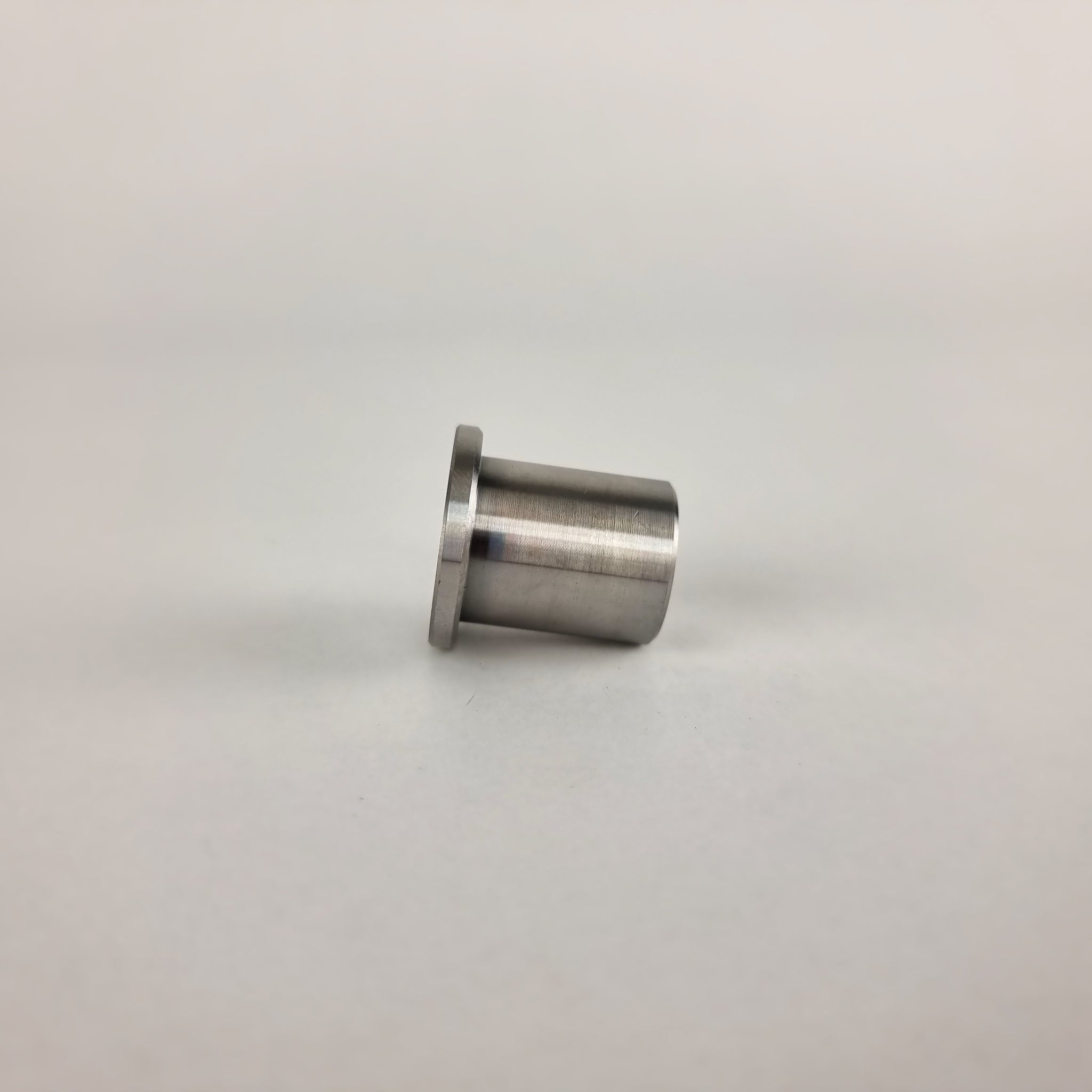 Side view of Steel 1/4" UNC fabrication bungs